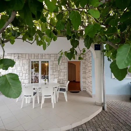 Zaton 4502-1 Appartement *